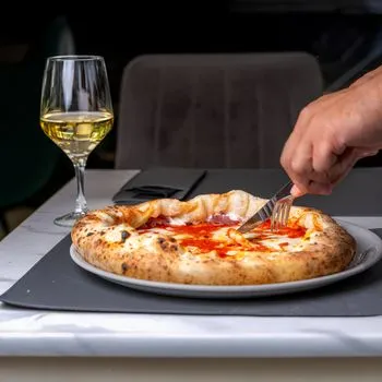 Montanara (disque de pizza frite napolitaine)