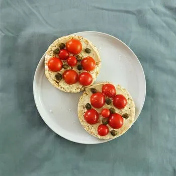Espadon à la ghiotta (sauce tomate et câpres)