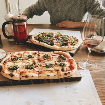 Sfincione (pizza moelleuse à la palermitaine)