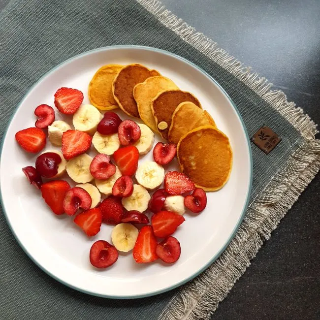 Banana Nutmeg Pancakes