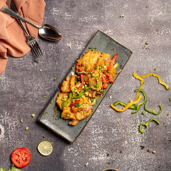 Deep Fried Chickpea Dough Curry Snacks (pakoda)