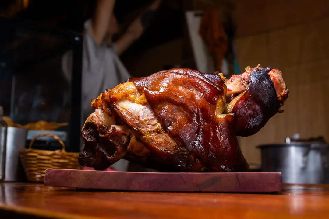 Ginger Peach Glazed Ham