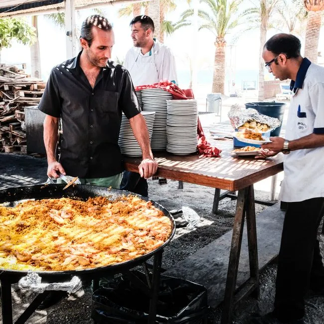 Paella valenciana